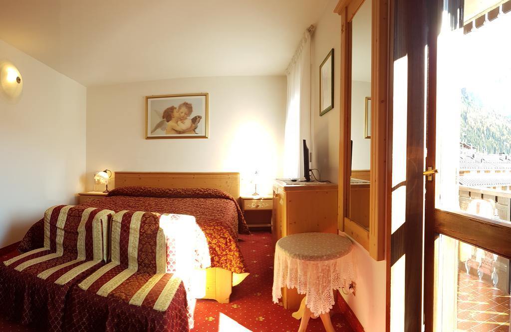 Villa Elena B&B Hotel Сан Мартино ди Кастроза Екстериор снимка