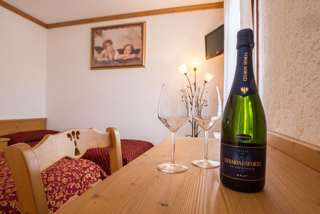 Villa Elena B&B Hotel Сан Мартино ди Кастроза Екстериор снимка