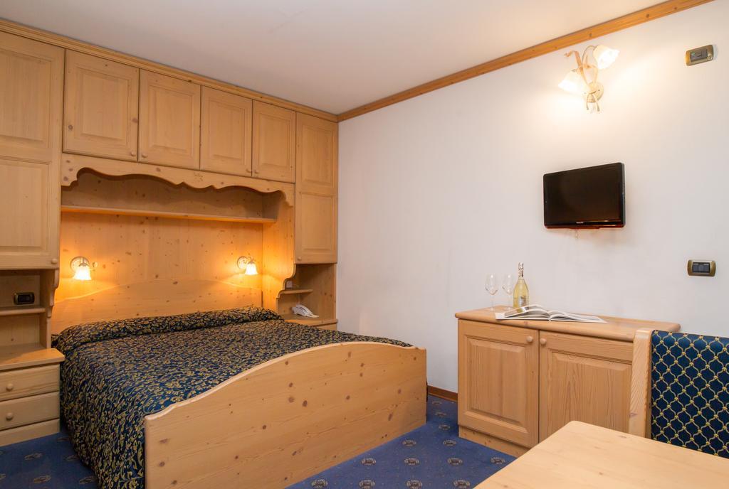 Villa Elena B&B Hotel Сан Мартино ди Кастроза Екстериор снимка