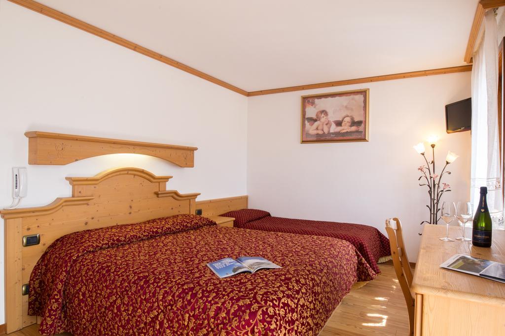 Villa Elena B&B Hotel Сан Мартино ди Кастроза Екстериор снимка
