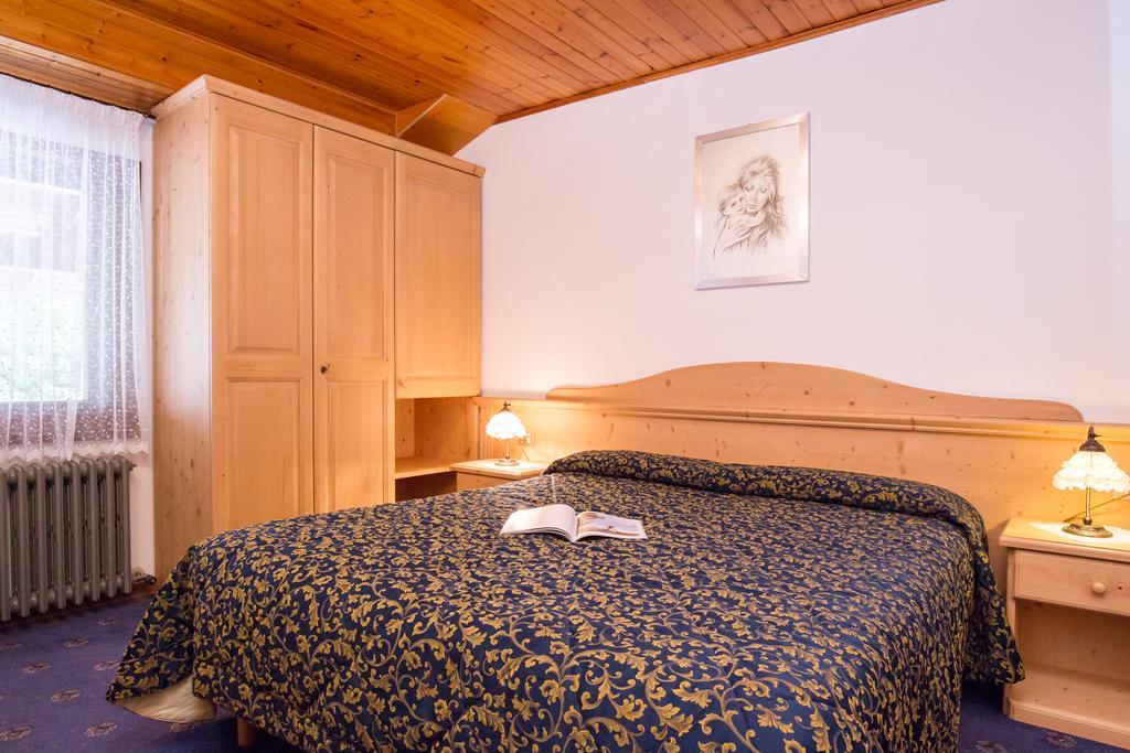 Villa Elena B&B Hotel Сан Мартино ди Кастроза Екстериор снимка